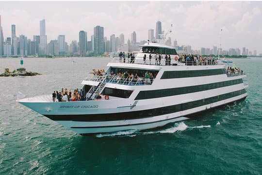 Chicago Signature Lunch Cruise on Lake Michigan